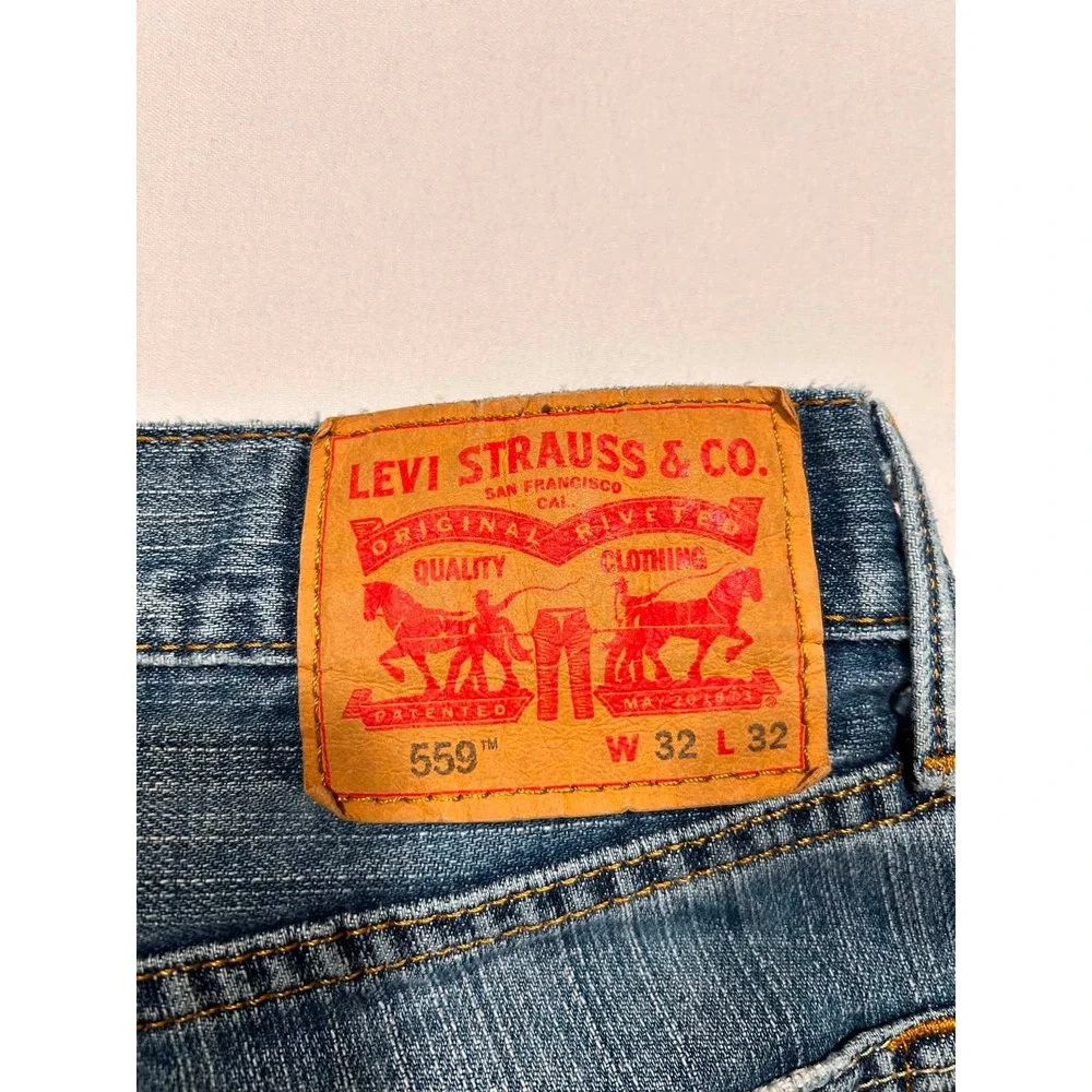 Levis 559 Relaxed Straight Jeans Mens 32x32 Medium Wash Blue Denim